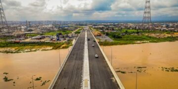 2nd Niger Bridge : FG Bars Heavy-duty Trucks, Trailers