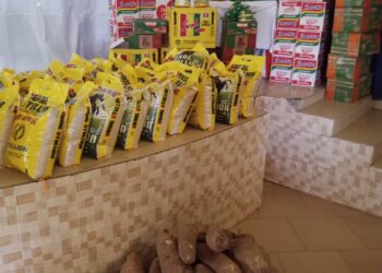 Foundation Empowers 25 Widows In FCT With N750,000 Cash, Food Items Worth N500,000
