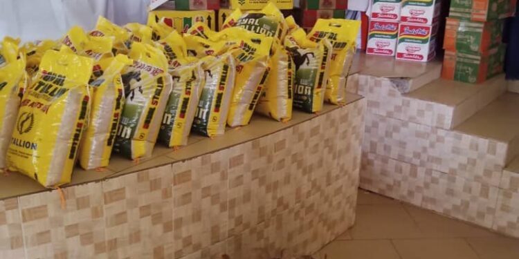 Foundation Empowers 25 Widows In FCT With N750,000 Cash, Food Items Worth N500,000