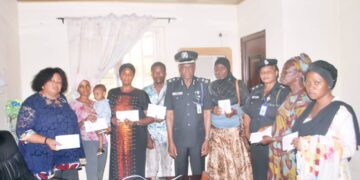 Kogi Police Presents N16mln To Families of 28 Deceased Police Officers