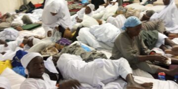 Photos of Pilgrims From Kogi State On Mount Arafah