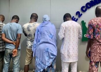 Muslim Cleric, Wife, 4 Others Arrested For Duping US-Based Nigerian Of N105mln