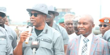 Customs Seizes 20 Containers Of Expired Tomato At Lagos Port