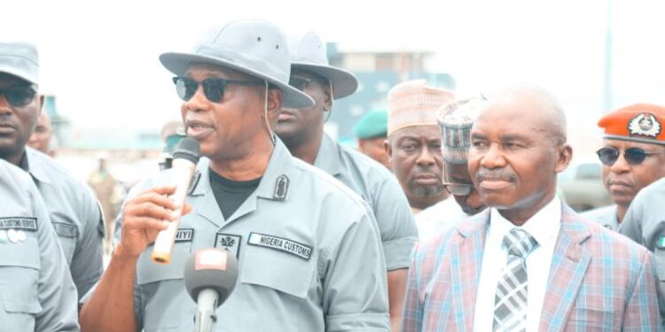 Customs Seizes 20 Containers Of Expired Tomato At Lagos Port