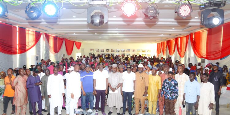 Kogi Guber : Chairmen Of Labour Party In 21 LGs Defect To APC