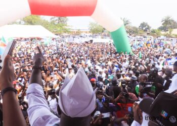 Massive Turn Out As APC Takes Guber Campaign To Kogi West