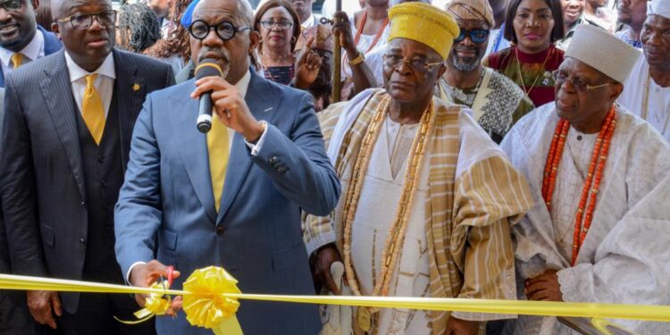 FG, Ogun, Dangote Begin Construction Work On Sagamu -Papalanto-Ilaro Road
