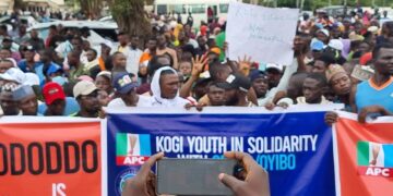 Guber Poll : Kogi Youths Storm INEC headquarters, Accept Outcome Of Election