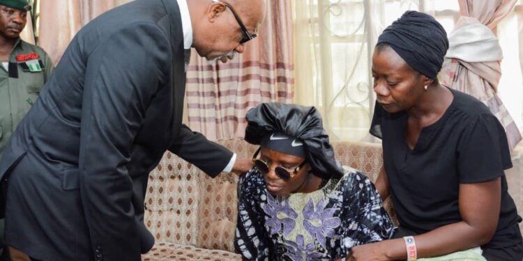 Abiodun Pays Condolence Visit To Family Of Slain Director Of Finance, Promises To Take Up Their Welfare