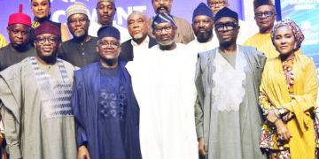 Customers, Distributors Hail Dangote For Support, Encouragement At Awards Night