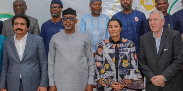 We’ll Tackle Pressure On Foreign Exchange – FG Vows