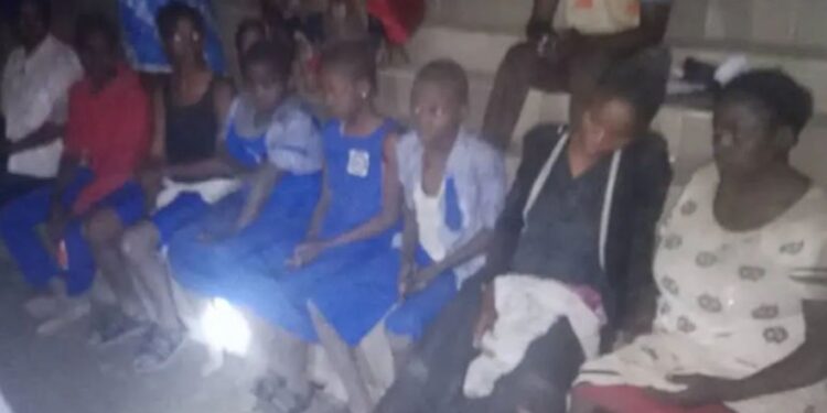Photo, Video As Kidnappers Release 6 Ekiti Pupils, 3 Teachers, Driver
