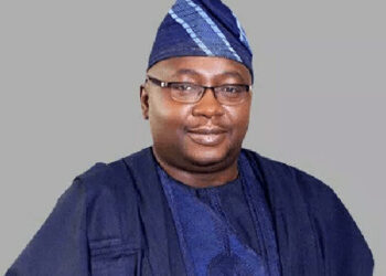 Minister Summons AEDC, IBEDC, TCN Bosses Over Poor Power Supply To Nigerians