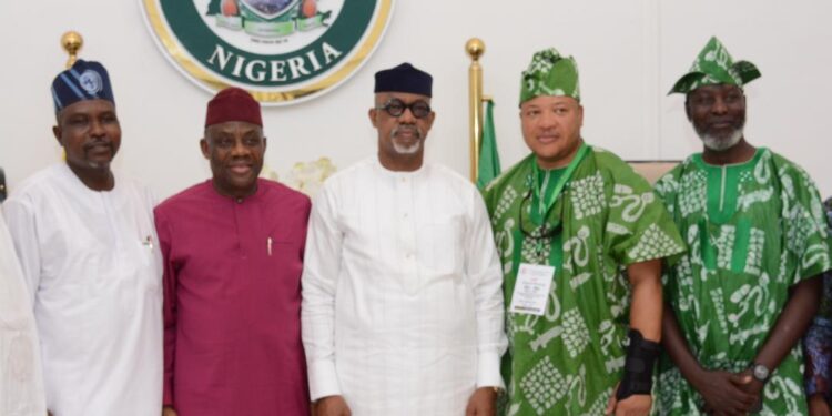 FG Plans Legislation To Regulate Activities In Health Sector