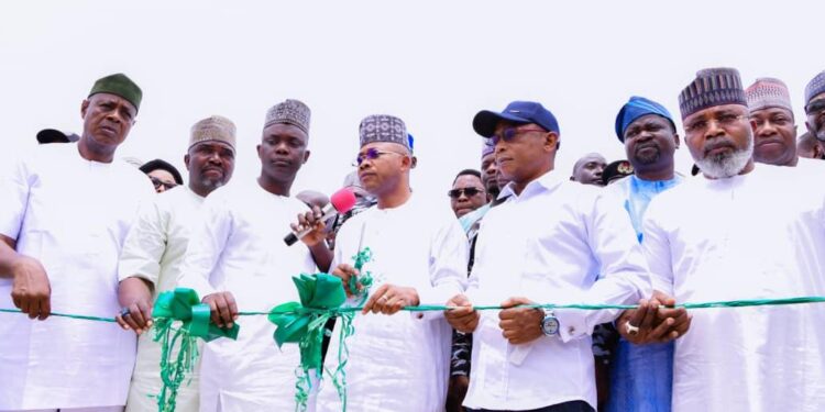 Ododo Restates commitment To safety Of Life And Property, Releases Operational Vehicles To Kogi Vigilante Service