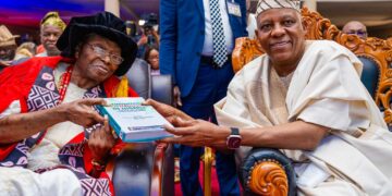 Tinubu Confers GCON On Awujale @ 90