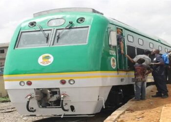 Port Harcourt – Aba Train Service Takes Off With Free Ride