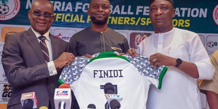 Finidi Appoints Amokachi, Baruwa, Two Foreigners As Assistants