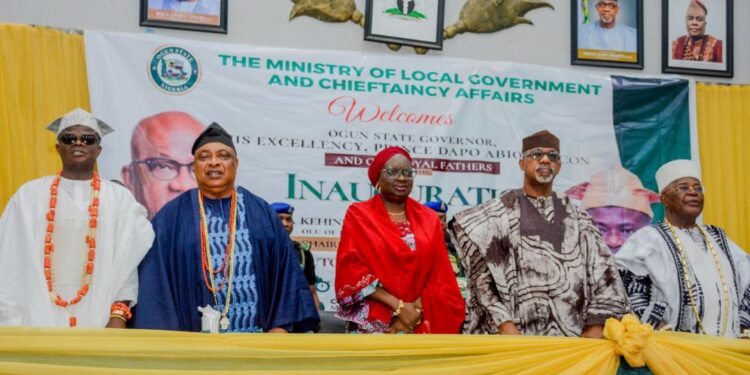 Abiodun Inaugurates Olu Of Ilaro As New Chairman, Ogun State Council of Obas