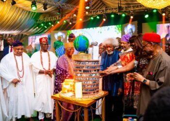 Abiodun Names Kemta-Idi Aba-Somorin Road After Wole Soyinka