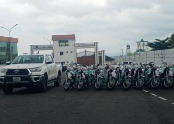 Ododo Releases 2 Vans, 42 Motorcycles For HIV/AIDS -TB Monitoring In Kogi