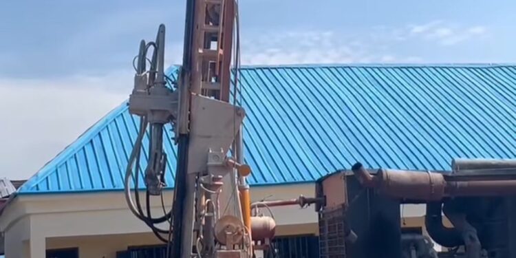 Flood : Ododo Approves Construction Of Boreholes At IDP Camps, Provides Massive Relief Materials