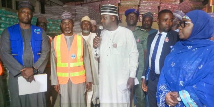 Aliko Dangote-led PCFRR Donates  N1bln Worth Food And Non – Food Items To Borno Flood Victims