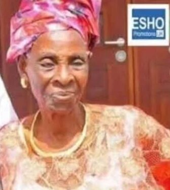 Popular Fuji Musician, King Wasiu Ayinde Loses Mother