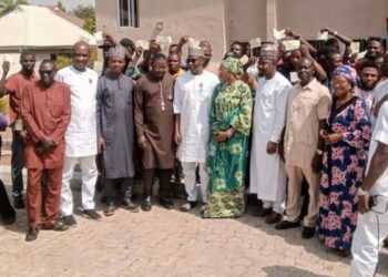 Kogi Donates N34.2mln To Victims Of Lokoja GSM Village Fire Disaster