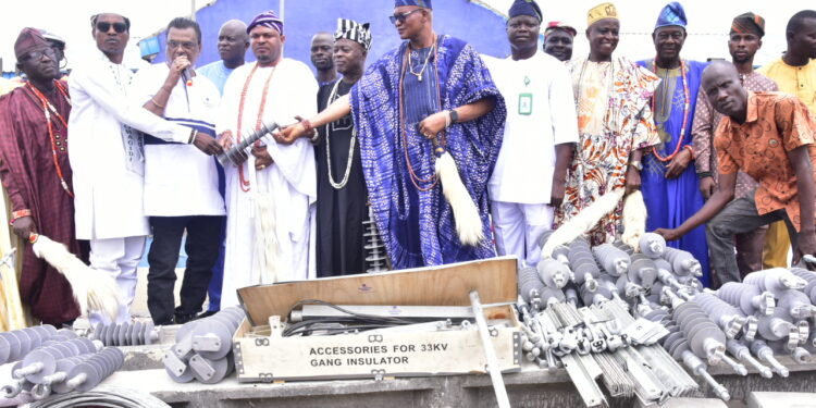 Dangote Cement Ibese Donates Electrical Materials For Restoration Of Electricity Supply To 21 Communities In Ogun