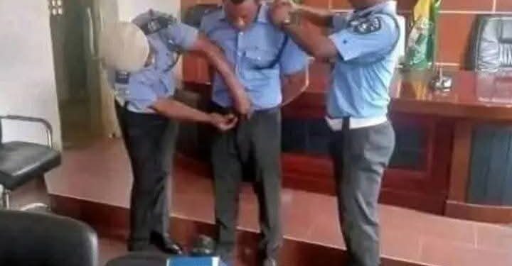 Police Dismiss Sgt. Ekpo Shimuyere For Extorting N98,000 From Man