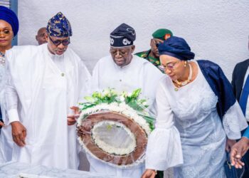 President Tinubu, Abiodun Eulogise Oba Adetona At Fidau Prayer