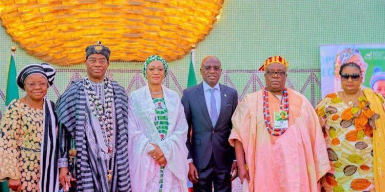 Bandit Attacks : Mrs Tinubu Pays Condolence Visit To Benue, Donates N1bln To Victims