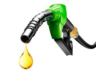 Dangote Refinery Slashes Ex-depot Price Of Petrol From N880 To N840 per litre