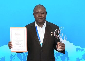 GSF Publisher, Lawal Sale, Bags Silk Road Global News Award In China