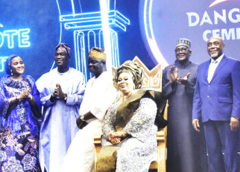 Dangote Appreciates Top Cement Distributors, Customers At Awards Nite, Splashes 15billion Gifts, Cash On Them