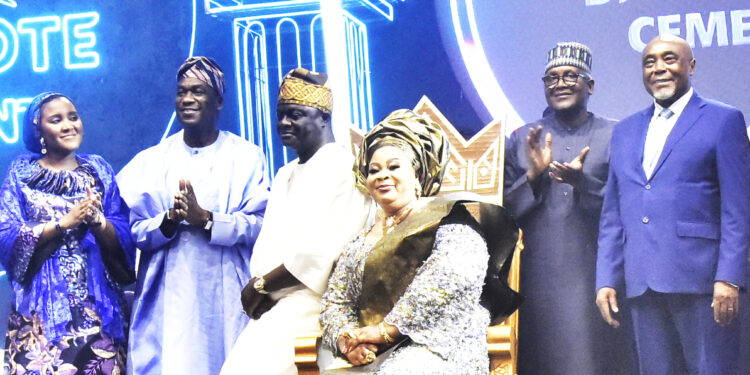 Dangote Appreciates Top Cement Distributors, Customers At Awards Nite, Splashes 15billion Gifts, Cash On Them