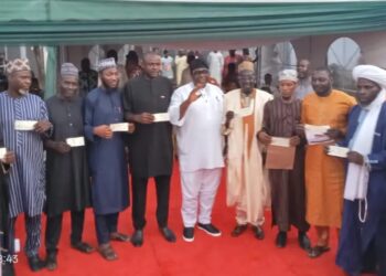 Eid -el- Fitri : Ereyitomi Donates N20mln To Mosques In Warri, Hosts Arewa Community To Grand Iftar