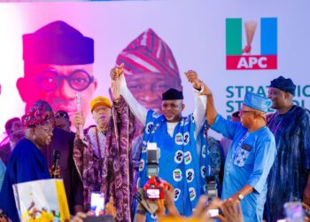 2027 : APC Formally Presents Dapo Abiodun As Consensus Candidate For Ogun East Senatorial District