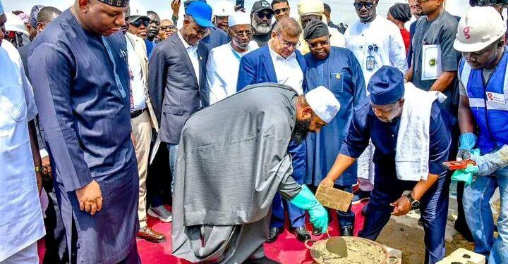 FG, Niger Launch Nigeria’s Biggest Industrial Solar-Power Project