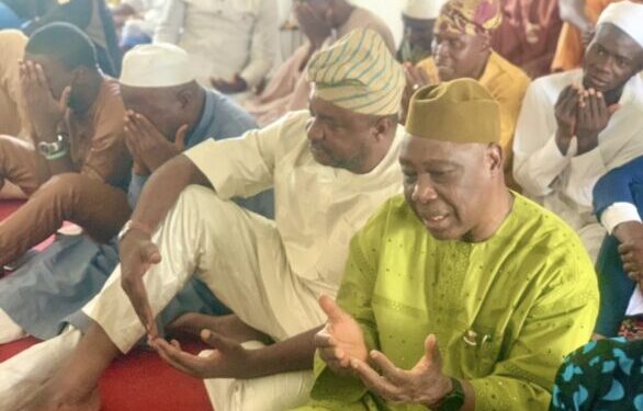 Oyo Deputy Governor, Bayo Lawal, Leads Special Prayers For Orire Abduction Victims