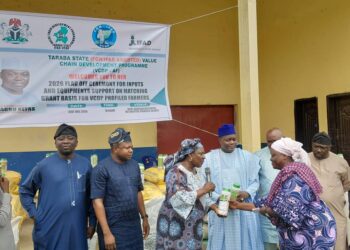 FGN/IFAD Distribute Farm Inputs To 476 Farmers In Taraba