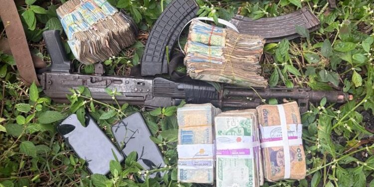 Police Kill Two Kidnappers, Rescue Victim, Recover Two A-K 47 Rifles, N2mln Cash In Ogun