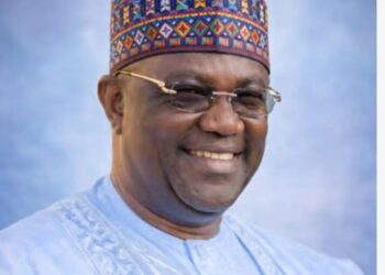 2027 : Sen. Bwacha Inaugurates 251-Member Campaign Council In Taraba